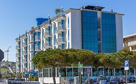 Hotel Ambassador